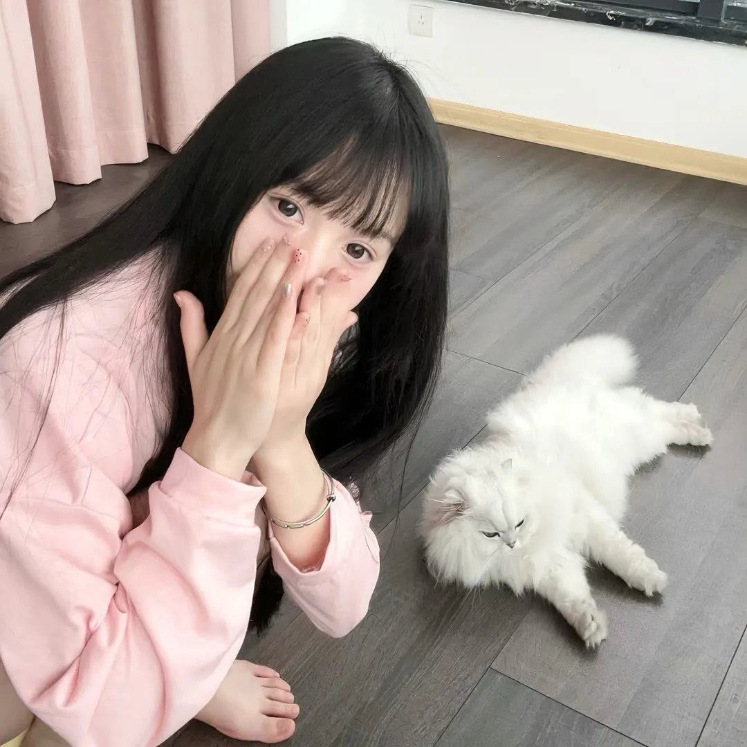 他是谁